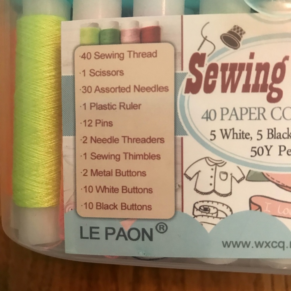 NWT Le Paon Small Blue Sewing Kit - Picture 6 of 12